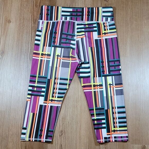 🔺️Fabletics Multicolored "Salar" Powerhold Crop Athletic Pants Small - Picture 5 of 12